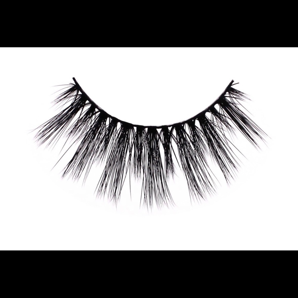 3D faux  vegan lashes - Picture 2 of 3